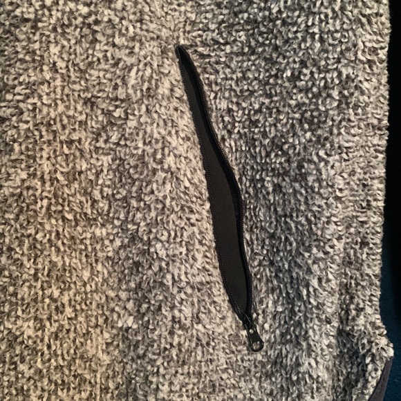 Sherpa sweatshirt - Picture 2 of 4
